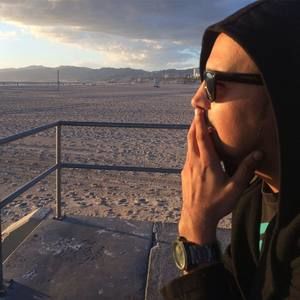 Meet your Posher, Cesar r.